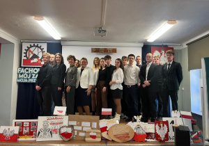 Uroczystość w ZSBT z okazji Dnia Niepodległości 11 Listopada