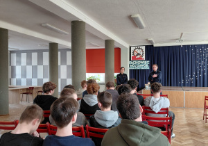 Zajęcia z Policją dla klas pierwszych