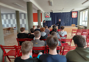 Zajęcia z Policją dla klas pierwszych