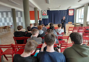 Zajęcia z Policją dla klas pierwszych